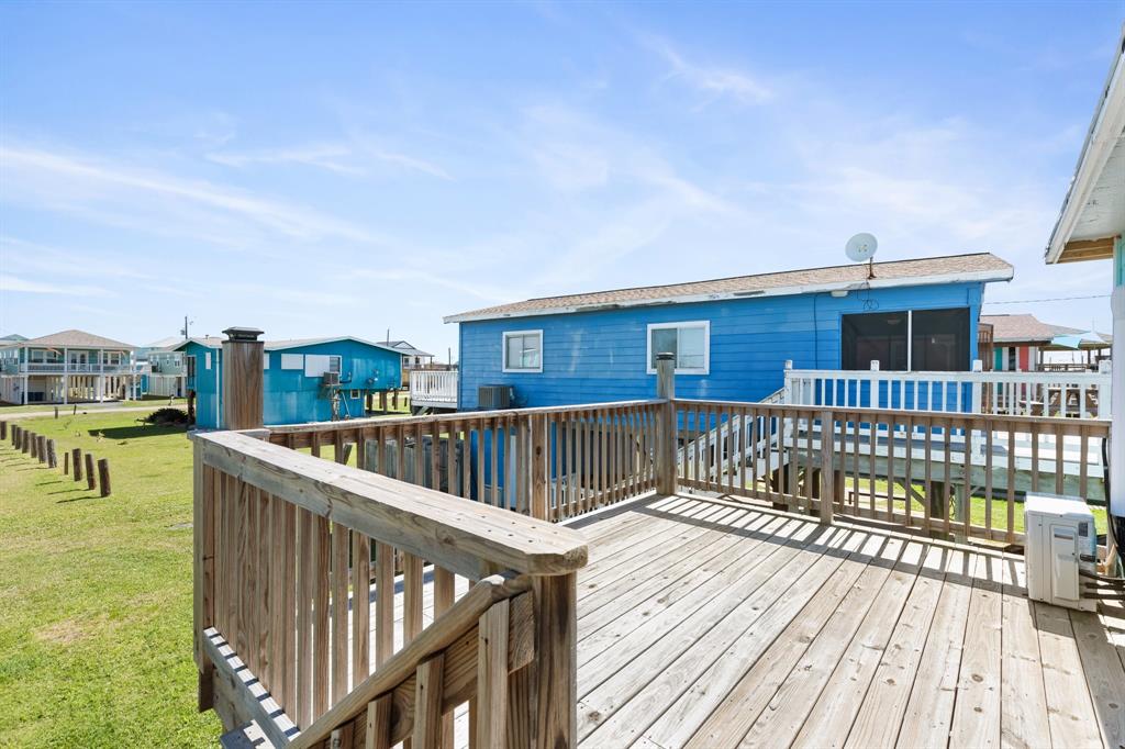 318 Driftwood Court, Freeport, Texas image 31