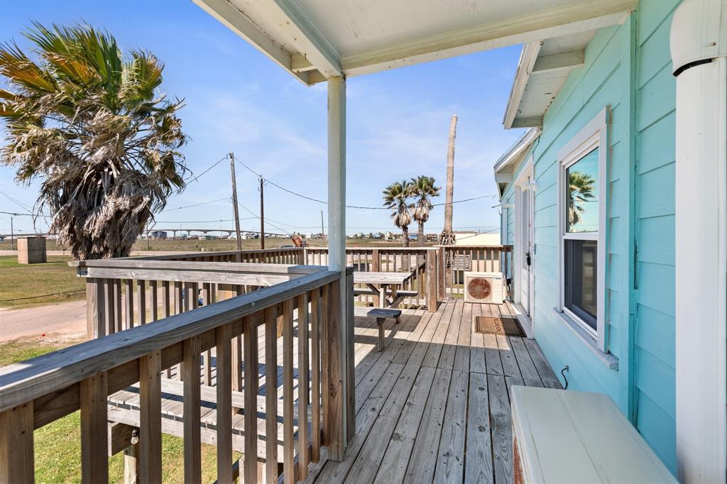 318 Driftwood Court, Freeport, Texas image 18