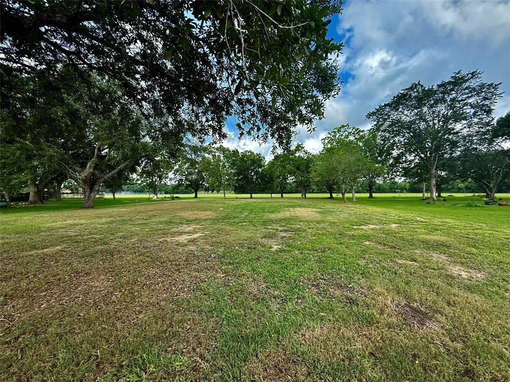 7912 Melody Lane, Dickinson, Texas image 4