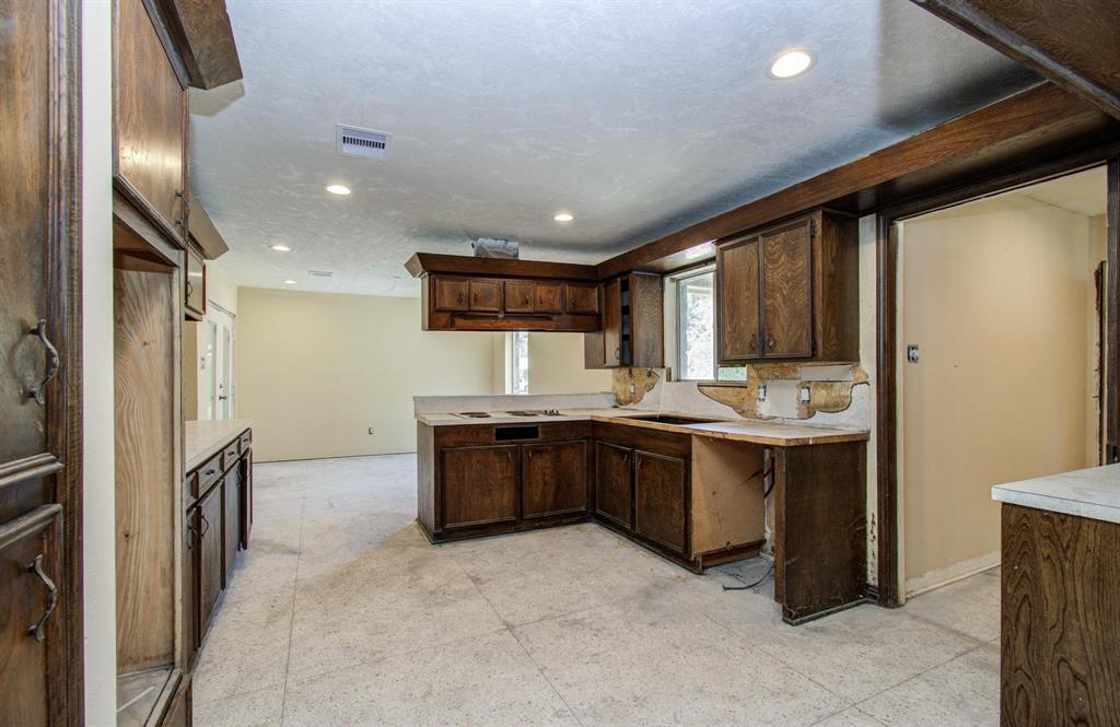 1002 Warwick Street, Eagle Lake, Texas image 15