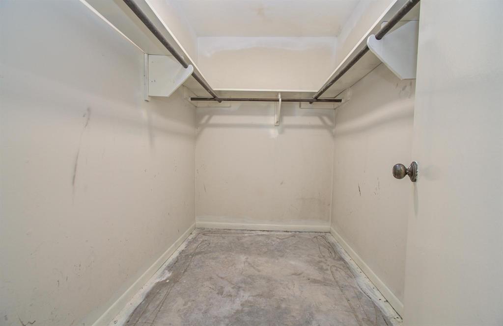 1002 Warwick Street, Eagle Lake, Texas image 32