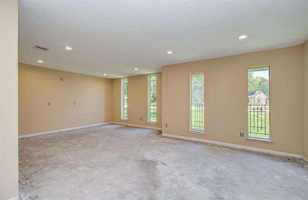 1002 Warwick Street, Eagle Lake, Texas image 11