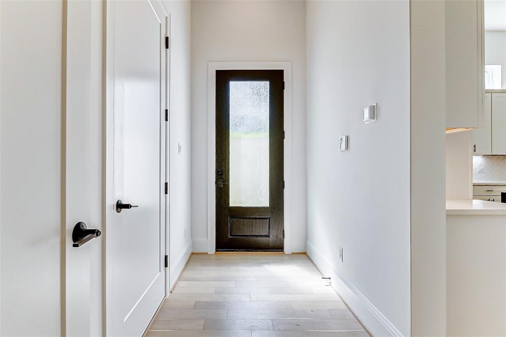 530 W 24th Street, Houston, Texas image 3