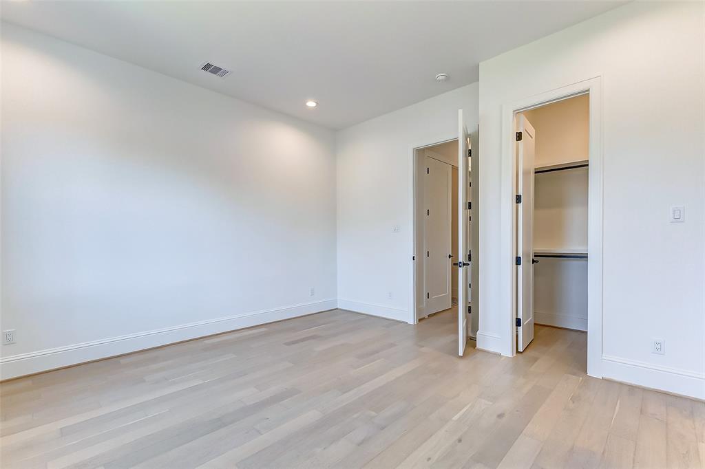 530 W 24th Street, Houston, Texas image 33