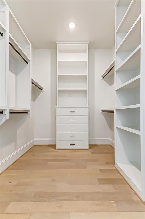 530 W 24th Street, Houston, Texas image 36