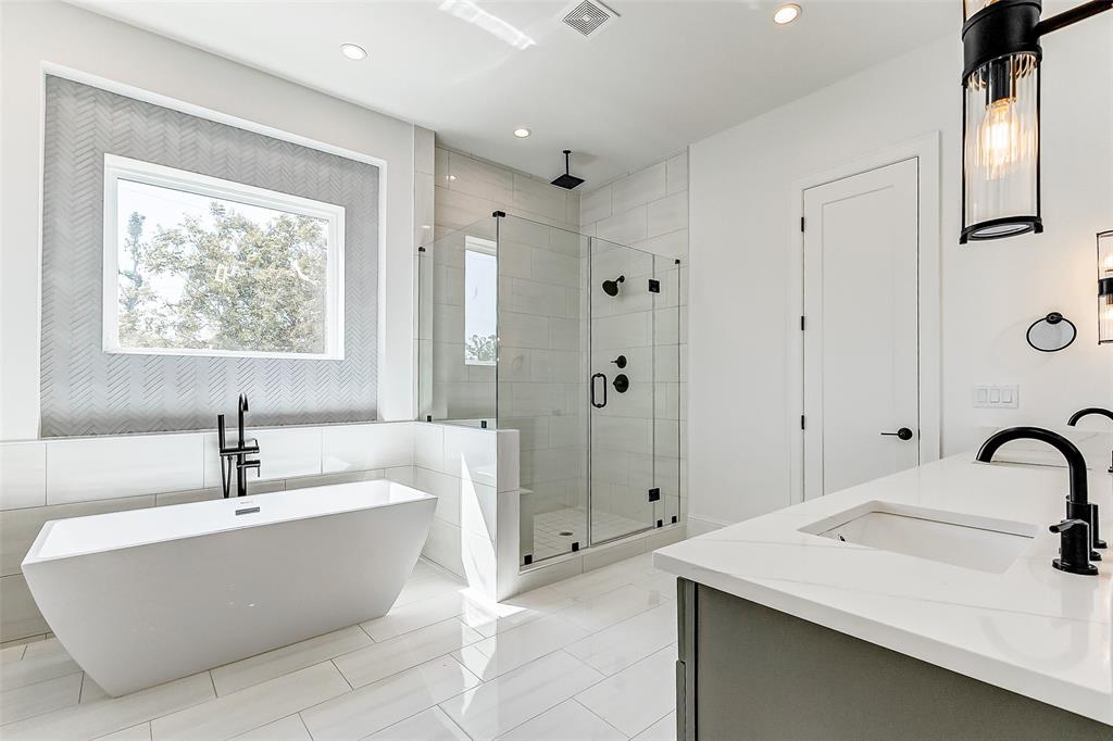 530 W 24th Street, Houston, Texas image 25