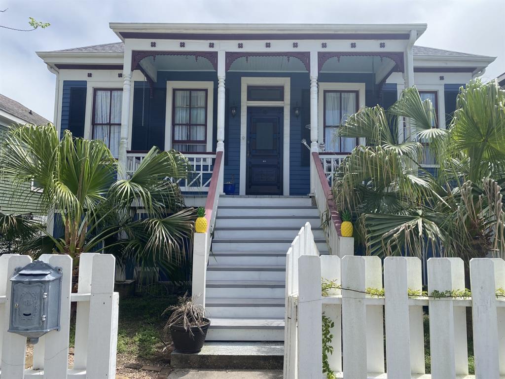 917 Ball, Galveston, Texas image 2