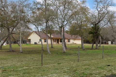 Single Family Residence in West Columbia TX 3970 County Road 571.jpg