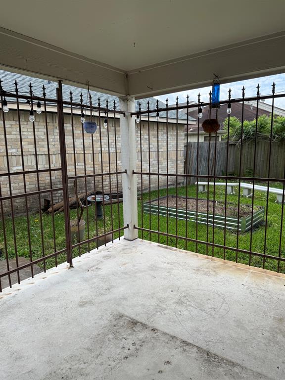 12847 Ashford Knoll Drive, Houston, Texas image 16