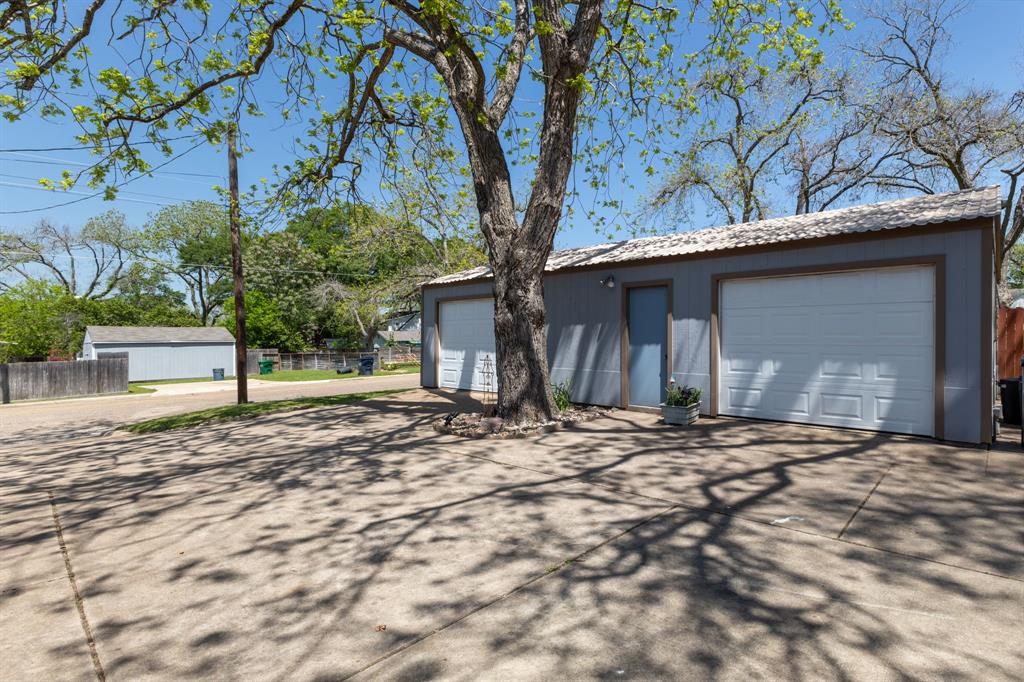 1501 S Austin Street, Brenham, Texas image 23