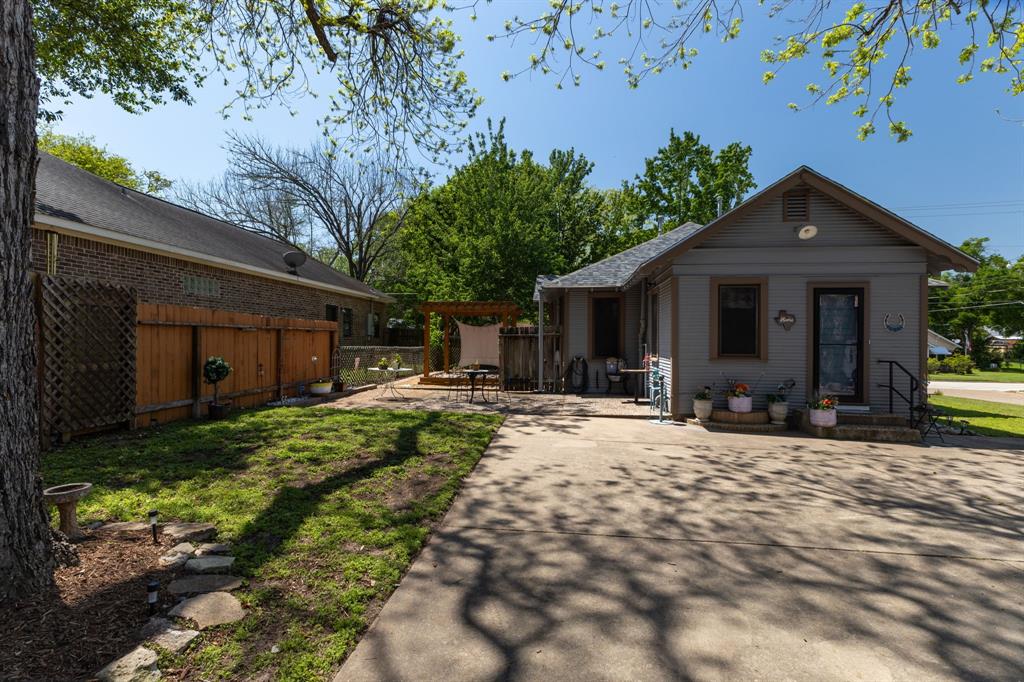 1501 S Austin Street, Brenham, Texas image 26