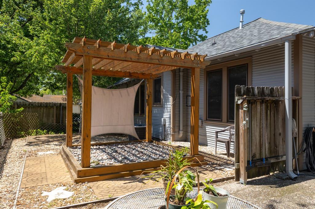 1501 S Austin Street, Brenham, Texas image 28