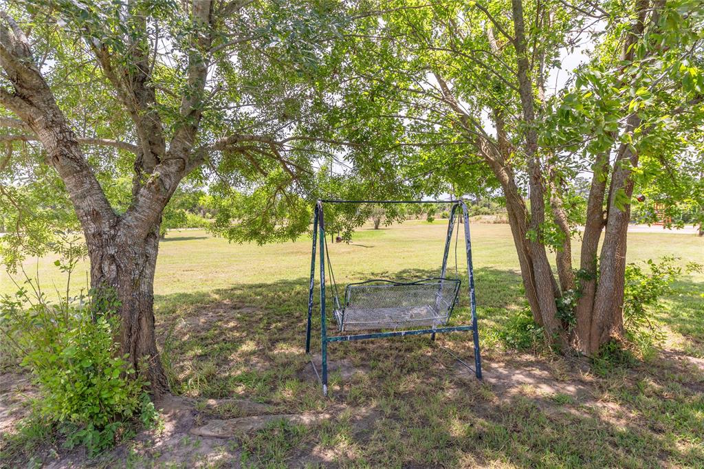 5169 Mike Poe Drive, Bedias, Texas image 34