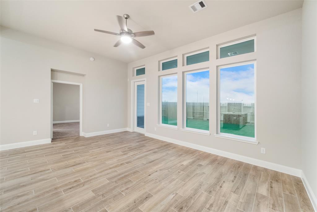 7610 Cattail Shallows Lane, Katy, Texas image 13