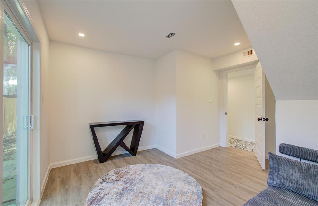 5021 Libbey Lane, Houston, Texas image 20
