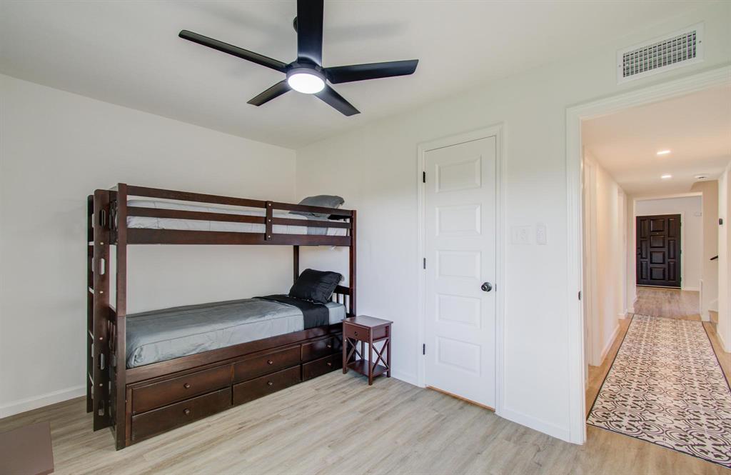 5021 Libbey Lane, Houston, Texas image 24