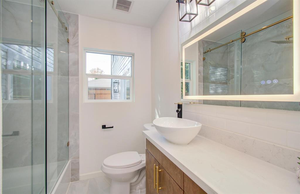 5021 Libbey Lane, Houston, Texas image 21