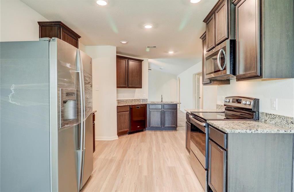 2037 Mule Ridge Dr, Katy, Texas image 3