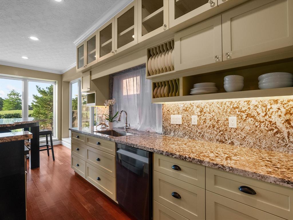 4114 Pebble Beach Drive, League City, Texas image 13
