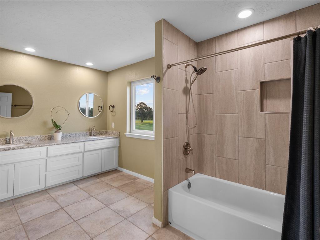 4114 Pebble Beach Drive, League City, Texas image 34