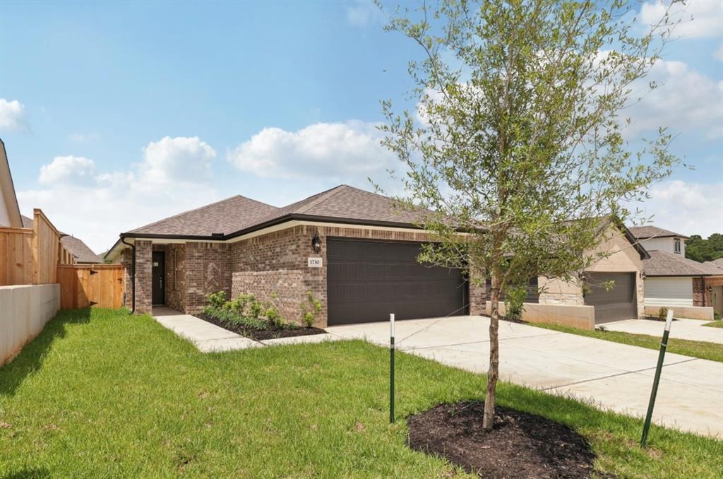 1730 Cayden Oak Lane