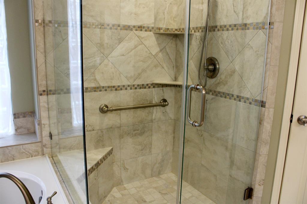 20003 Powerscourt Drive, Humble, Texas image 16