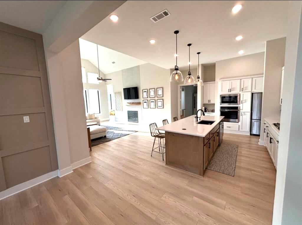 26951 Longwood Ledge Drive, The Woodlands, Texas image 5