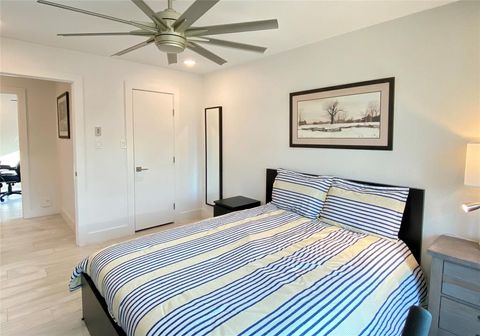 Single Family Residence in Galveston TX 4308 Avenue O 30.jpg