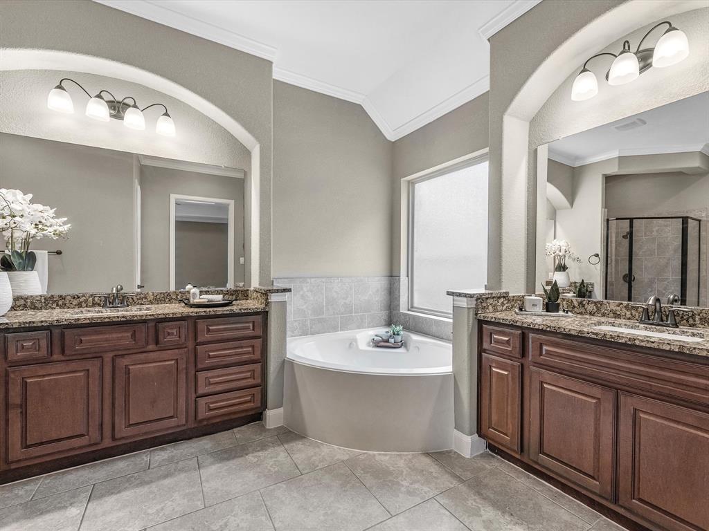 20722 Lavone Drive, Porter, Texas image 18