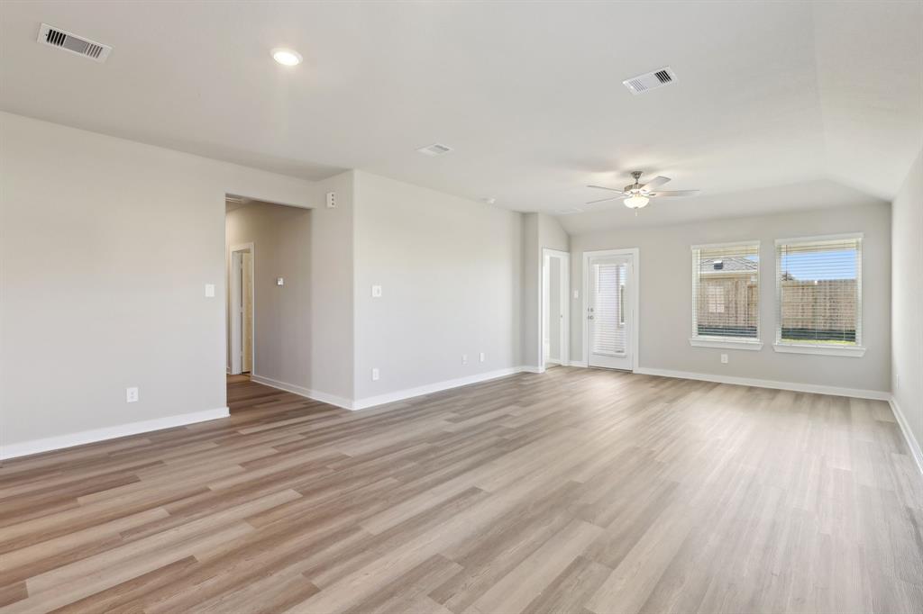 1471 Waggoner Ranch Trail, Conroe, Texas image 9