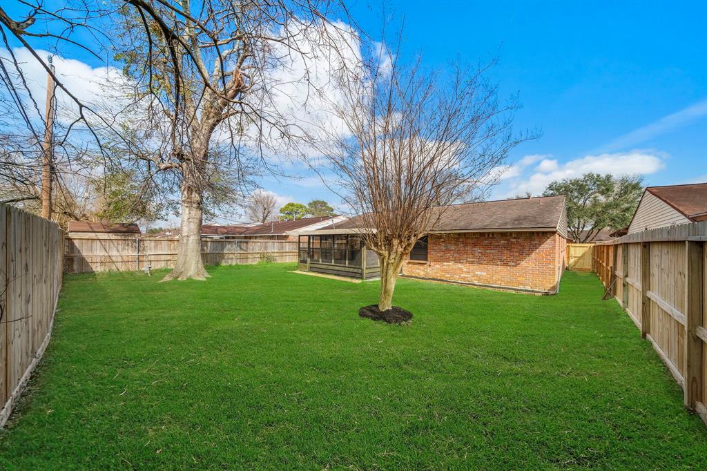 2222 Blueberry Lane, Pasadena, Texas image 35