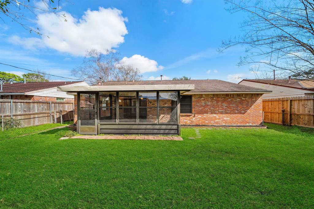 2222 Blueberry Lane, Pasadena, Texas image 31