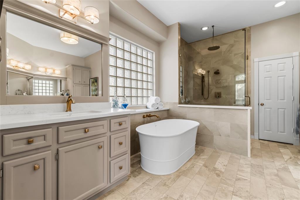 5311 Oakdale Creek Court, Spring, Texas image 28