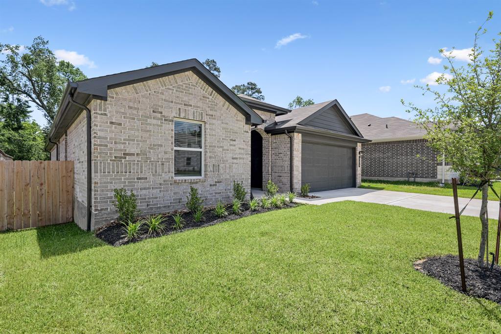 532 Cicero Ln, Pinehurst, Texas image 2