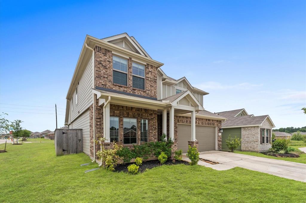 818 Deerhurst Lane