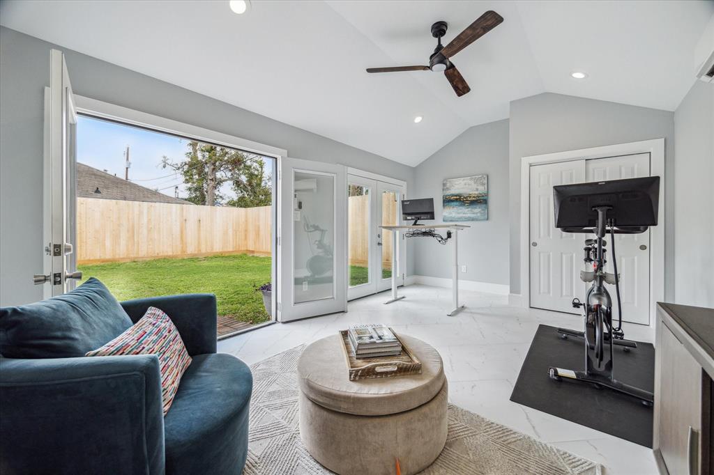 704 Cordell Street, Houston, Texas image 24