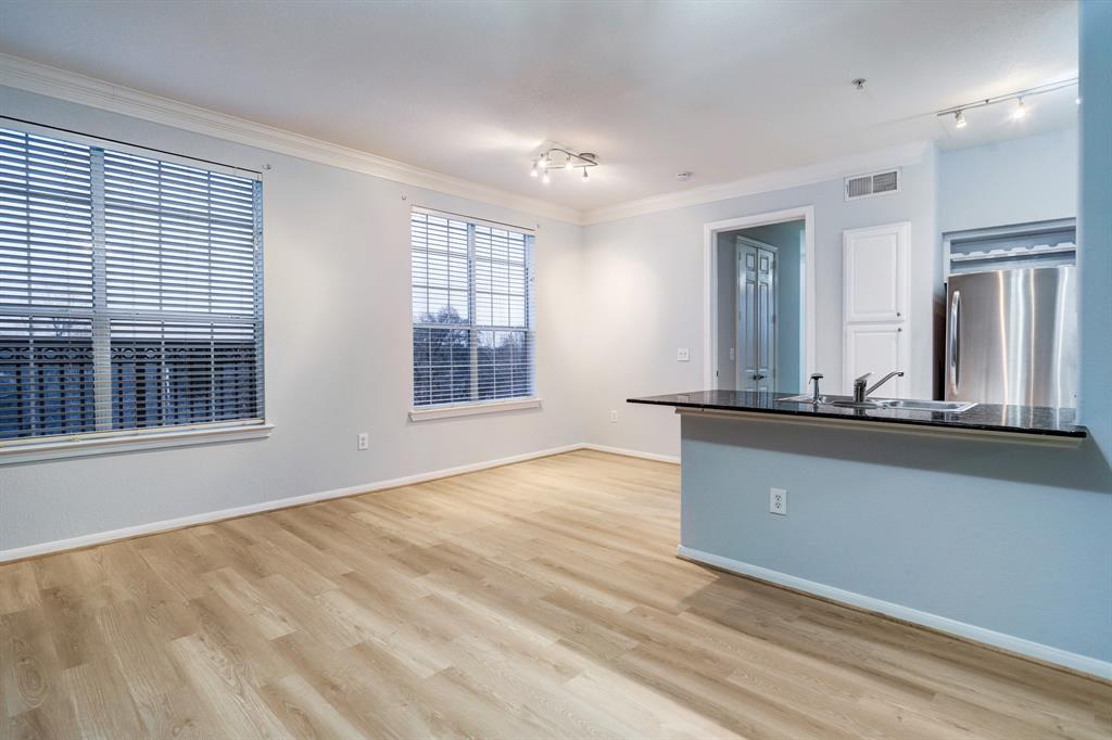 7575 Kirby Drive 1414