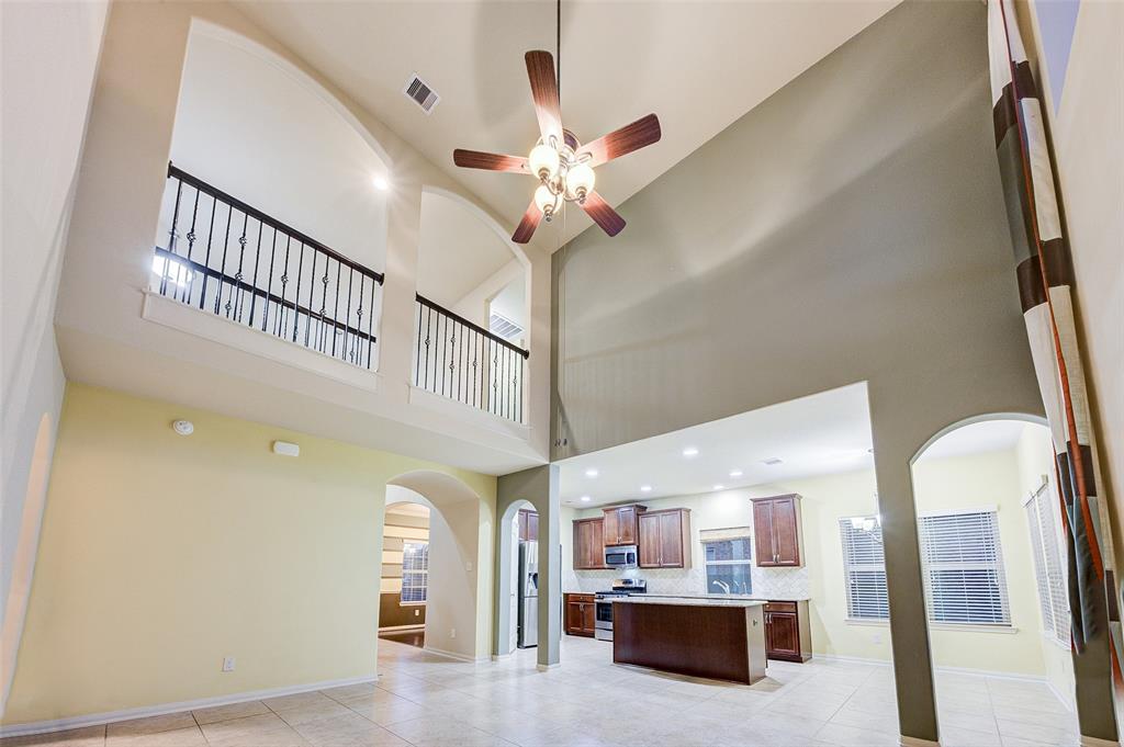 8719 Seguin Cove Lane, Richmond, Texas image 5