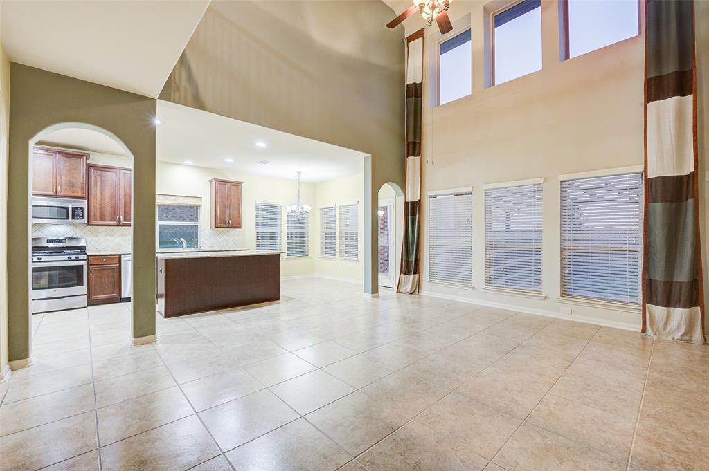8719 Seguin Cove Lane, Richmond, Texas image 2