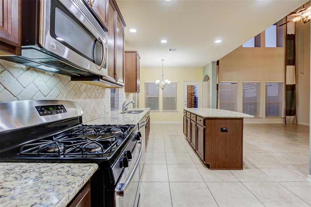 8719 Seguin Cove Lane, Richmond, Texas image 7