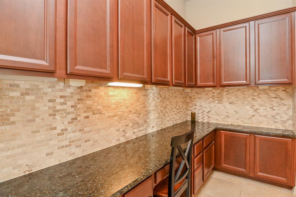 38 Castello Lane, Missouri City, Texas image 7