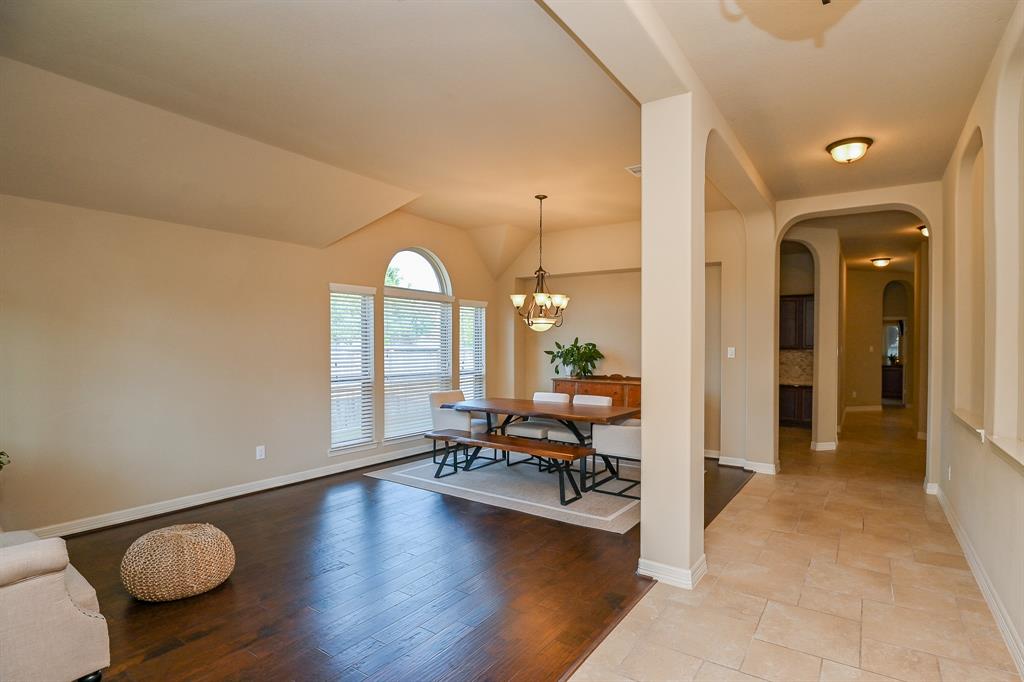 38 Castello Lane, Missouri City, Texas image 5