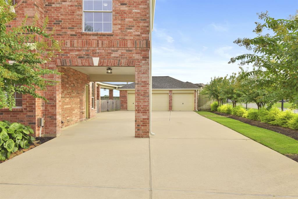 1602 Garden Glen Lane