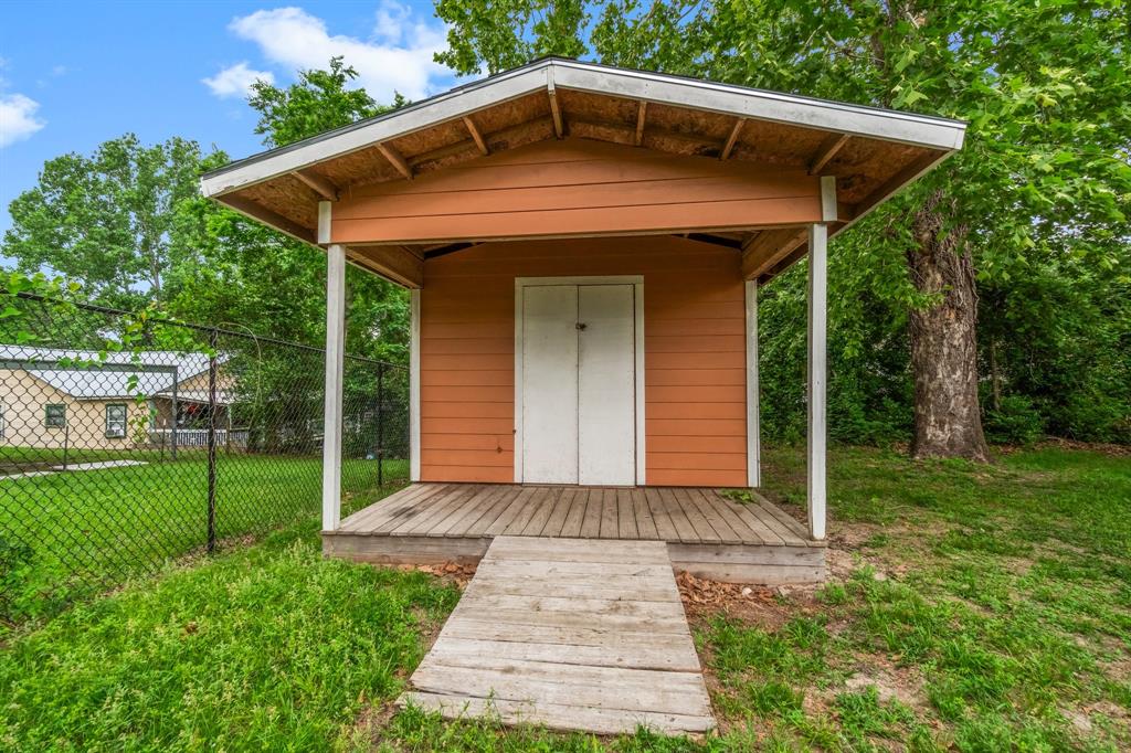 311 W Mill Street, Livingston, Texas image 20