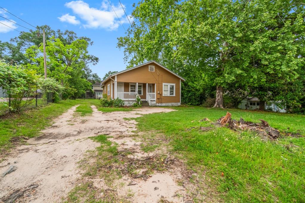 311 W Mill Street, Livingston, Texas image 25