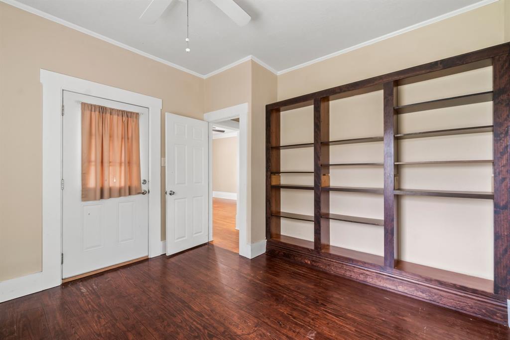 311 W Mill Street, Livingston, Texas image 9