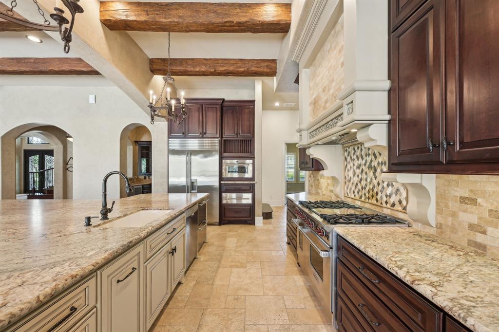 2102 Countryshire Lane, Richmond, Texas image 11