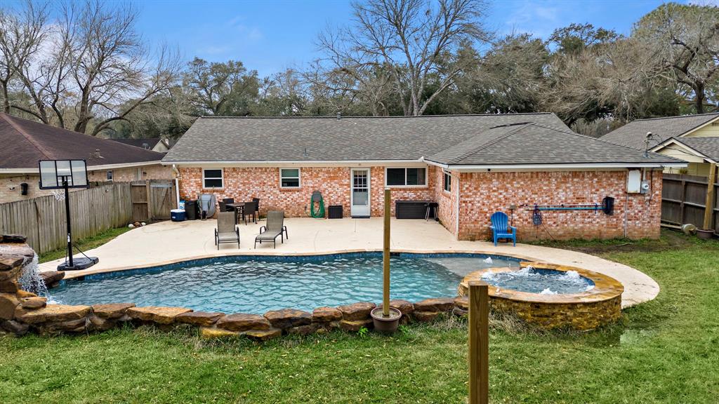 218 Englewood Drive, League City, Texas image 21