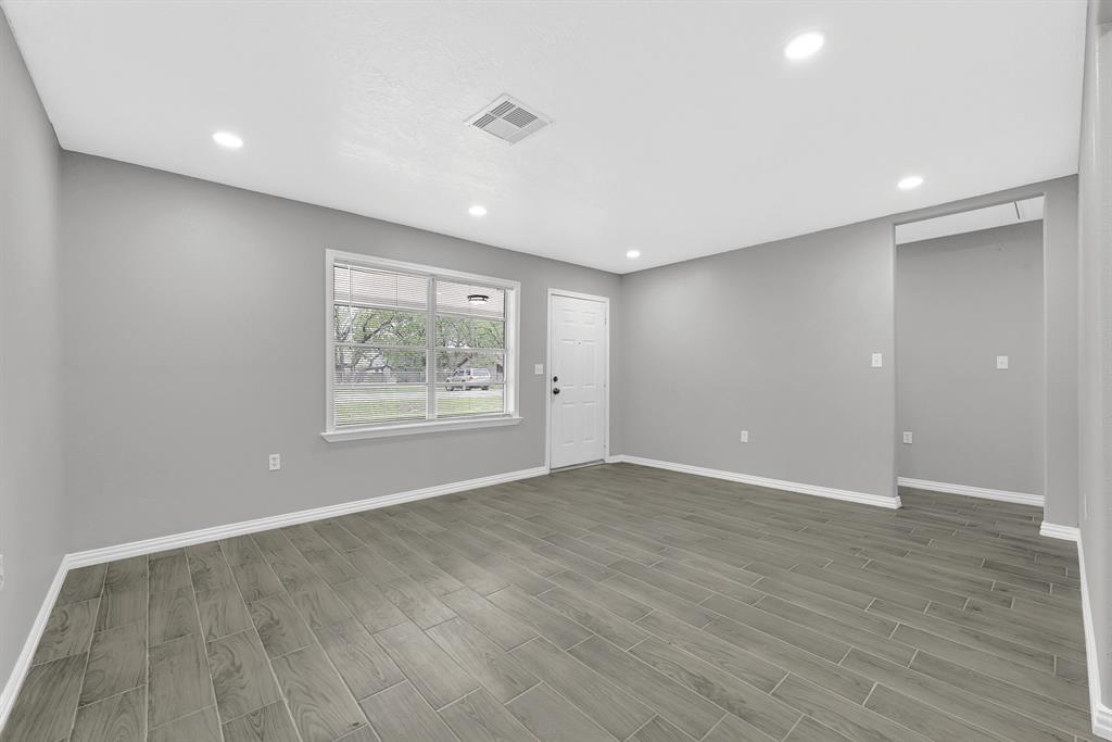 3226 Bernard Street, La Porte, Texas image 6