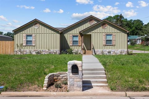 A home in Crockett